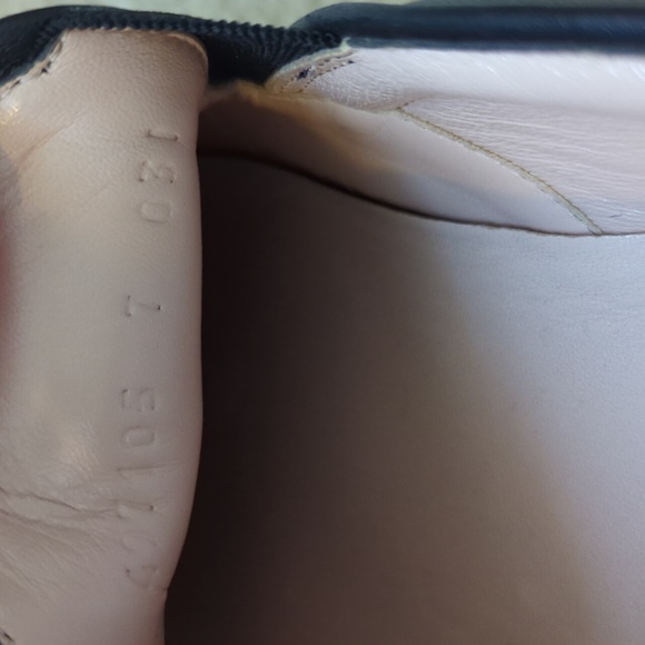 Gucci Board Wolf Slip On Sneaker size 7 - Picture 3 of 9